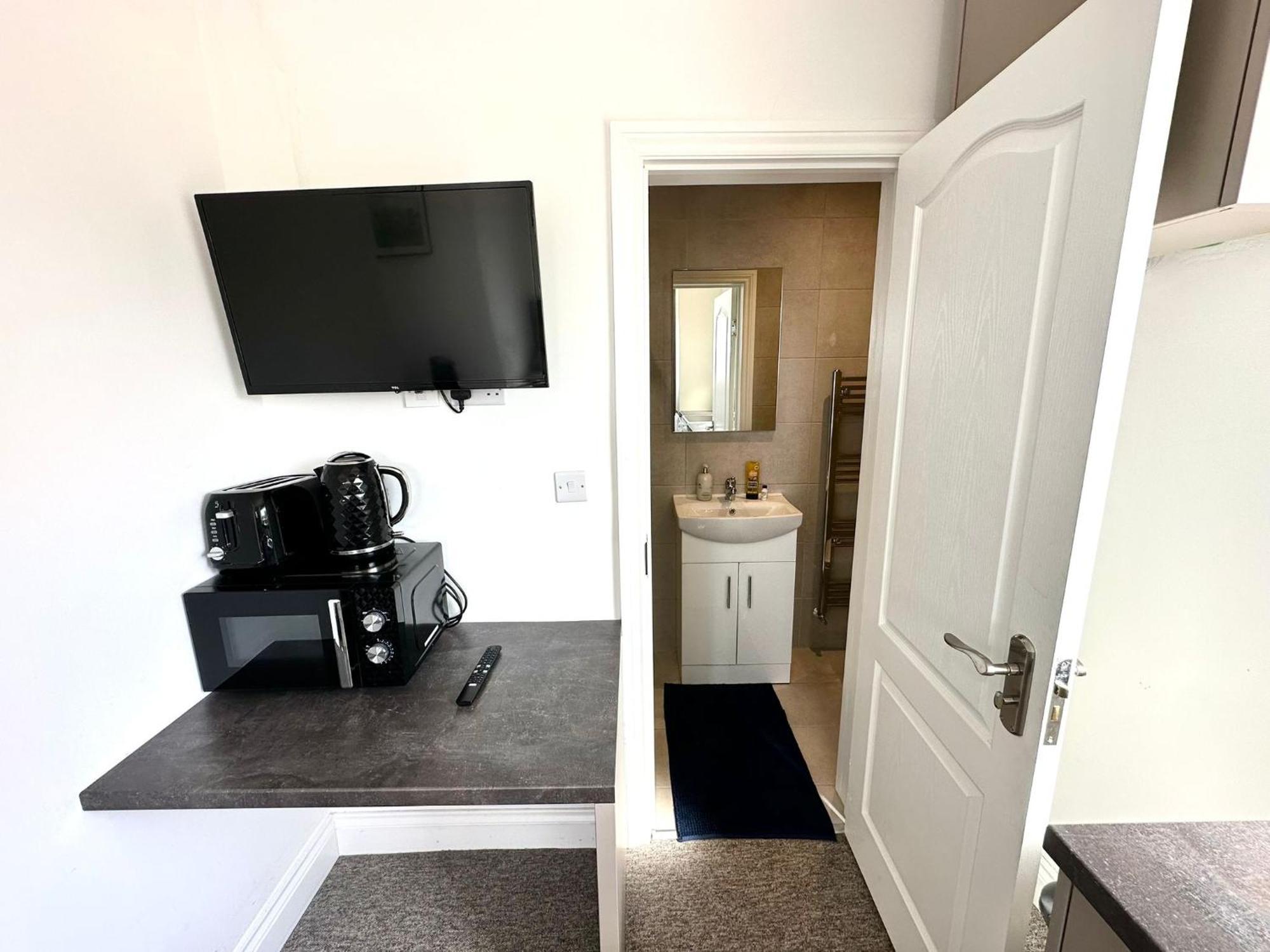 Unique Modern, Private Apartment,15 Mins To Central London Hendon Εξωτερικό φωτογραφία